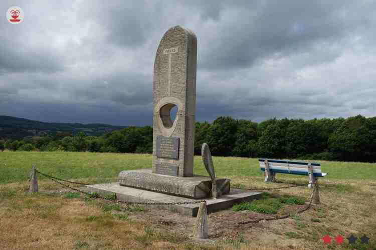 La stèle de l'aviateur Jules Védrines Meconnu.fr La Creuse